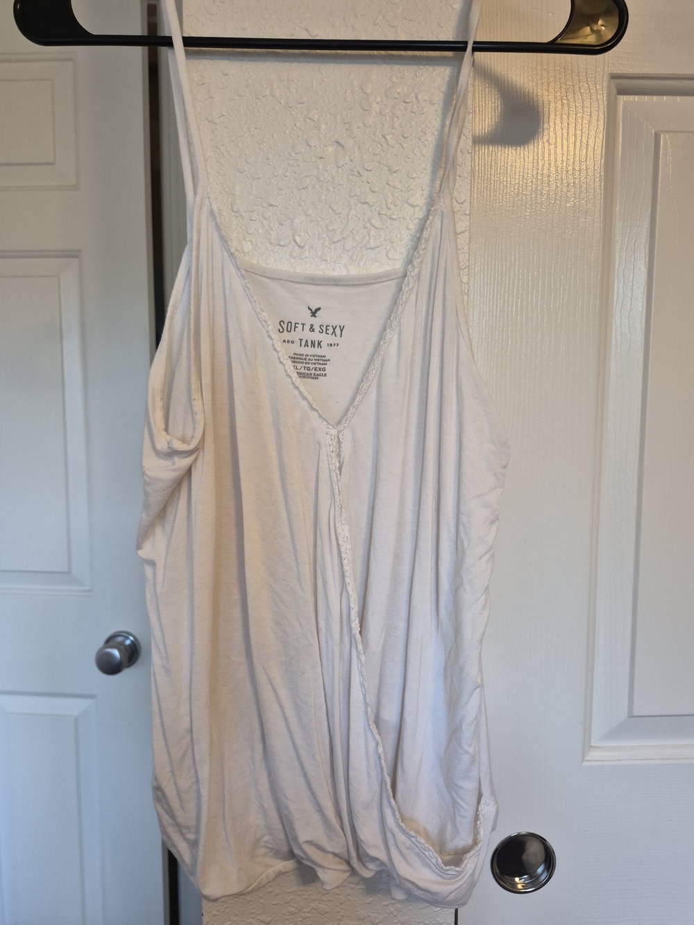 American Eagle Outfitters Soft & Sexy Cream Lace Trim Tank Top